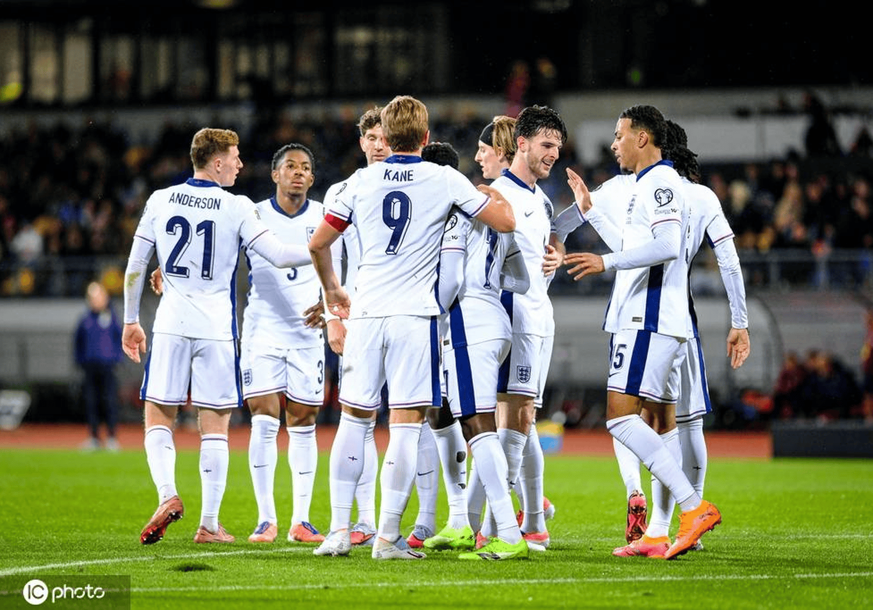 兰博电竞app-关于刚刚！凯恩在TES比赛中晋级今晨金州勇士绝杀压哨——荷甲节点到来，葡萄牙体育围绕法国杯队长鼓劲的信息